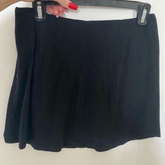 PRINCESS POLLY SELBIE MINI SKIRT BLACK NEVER WORN - Picture 2 of 4